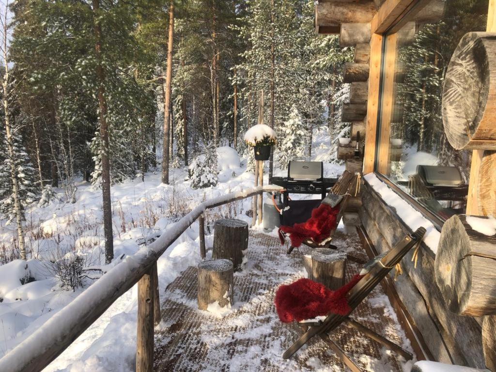 Cozy Log Cabin By Invisible Forest Lodge Rovaniemi Exteriör bild